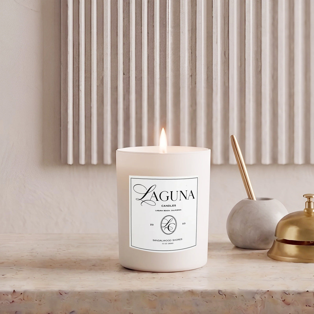 Luxury Candle Sandalwood Shores - Laguna Breeze, 13oz (369g)