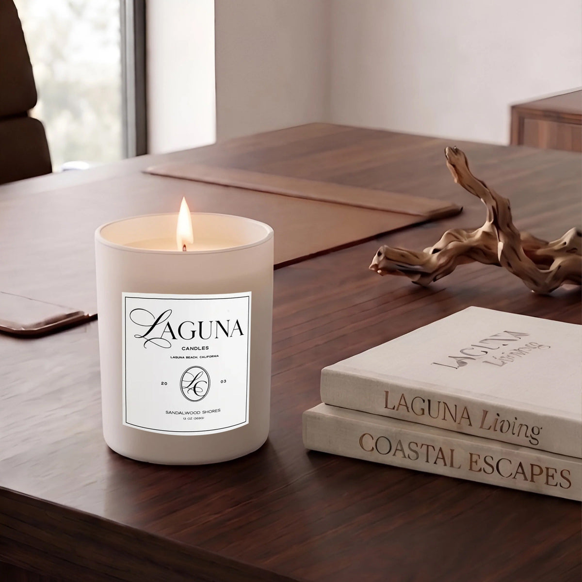 Luxury Candle Sandalwood Shores - Laguna Breeze, 13oz (369g)